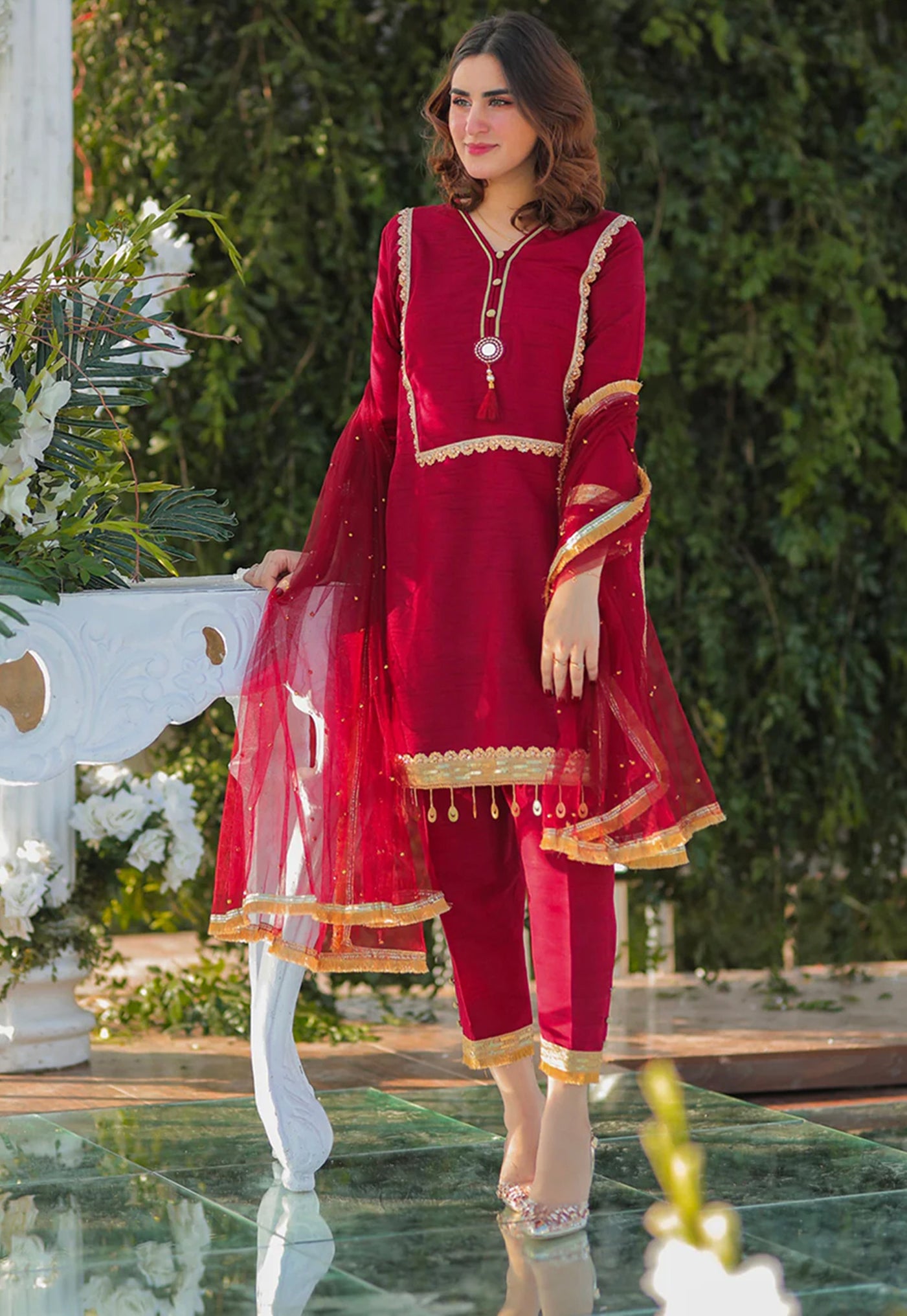 Aaniat x Mahogany blush